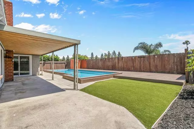 Poway, CA 92064,12443 Danes Road