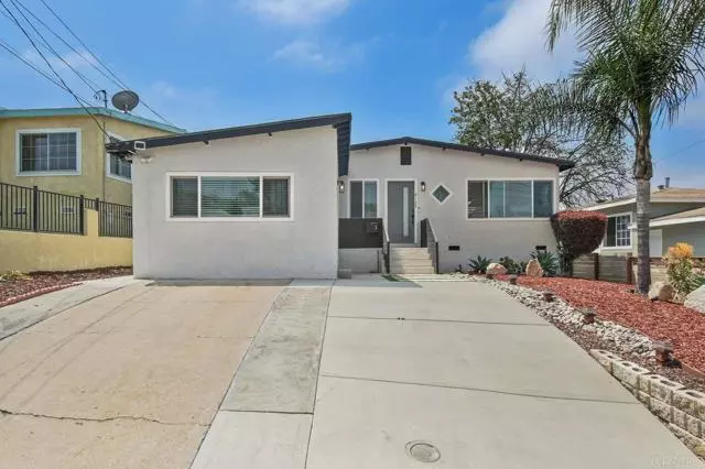 San Diego, CA 92139,6127 Winchester Street