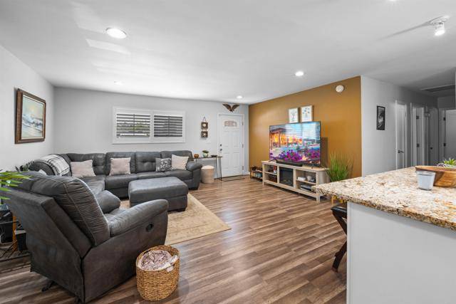 Santee, CA 92071,9181 Bloomdale Street