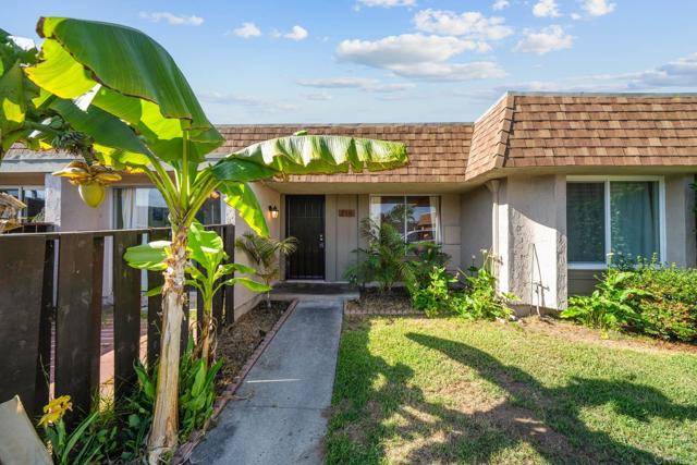 218 Holiday Way, Oceanside, CA 92057