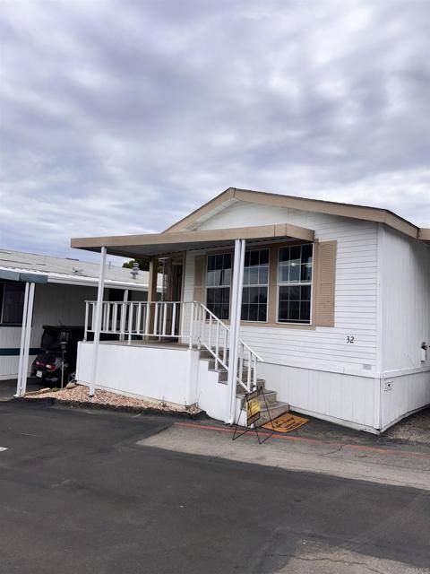 7908 Rancho Fanita Dr, Santee, CA 92071