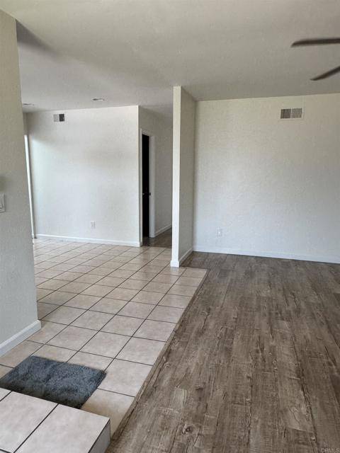 Santee, CA 92071,10118 Cedar Springs Dr.