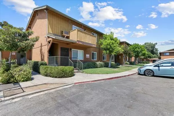 390 North 1st Street, El Cajon, CA 92021