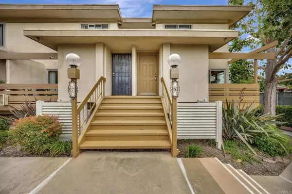 2666 Worden, San Diego, CA 92110