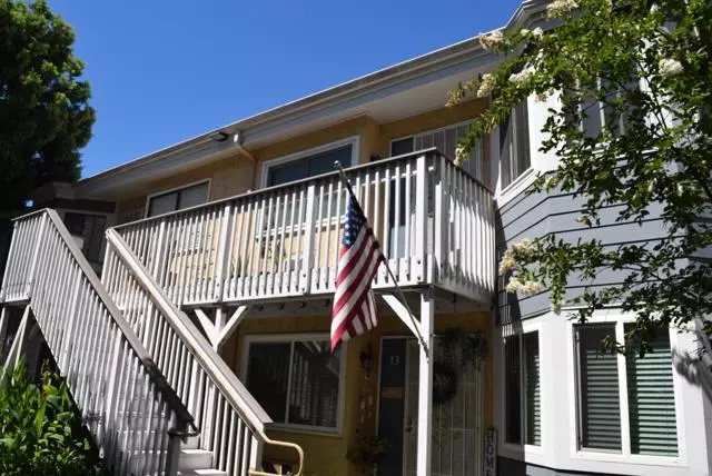 Lakeside, CA 92040,12616 Lakeshore