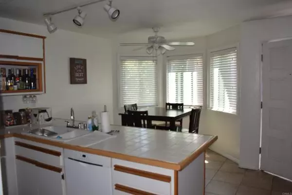 Lakeside, CA 92040,12616 Lakeshore