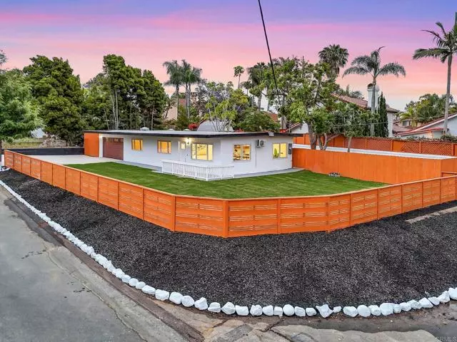 Encinitas, CA 92024,709 Puebla St