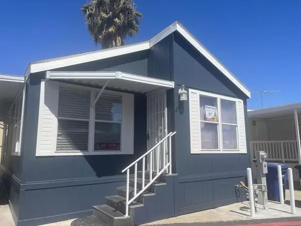 El Cajon, CA 92021,255 East Bradley Avenue