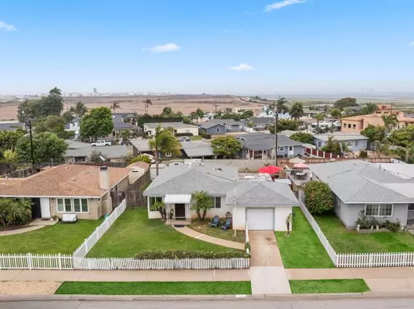 Imperial Beach, CA 91932,462 Carnation Avenue