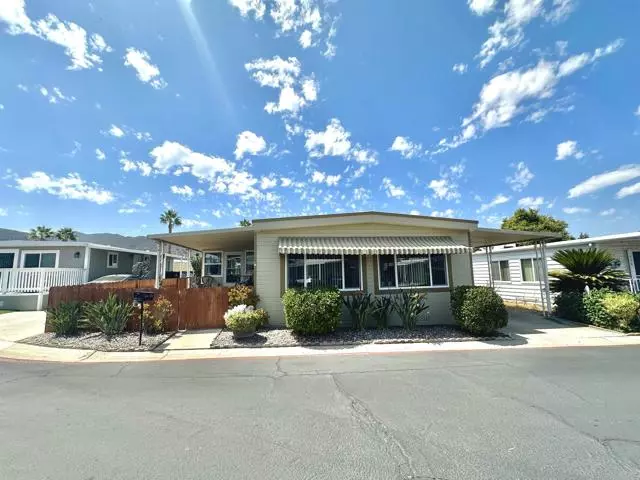 Santee, CA 92071,8301 Mission Gorge Road