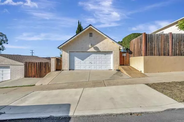 San Diego, CA 92115,4704 Austin Dr