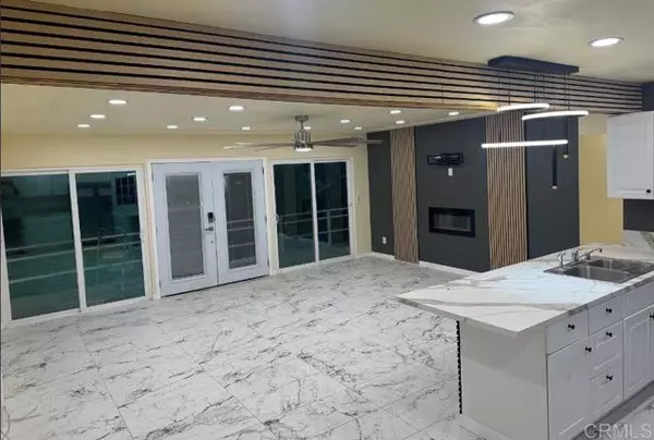 1325 Avenue, San Diego, CA 92020