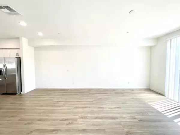 Santee, CA 92071,9309 East Heaney Cir