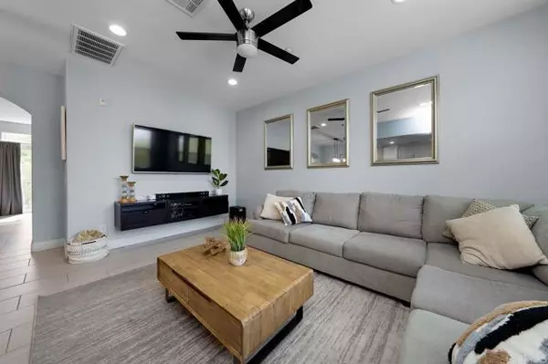 San Diego, CA 92154,843 Compass Way