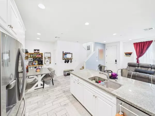 Chula Vista, CA 91913,1922 Corte Zafiro