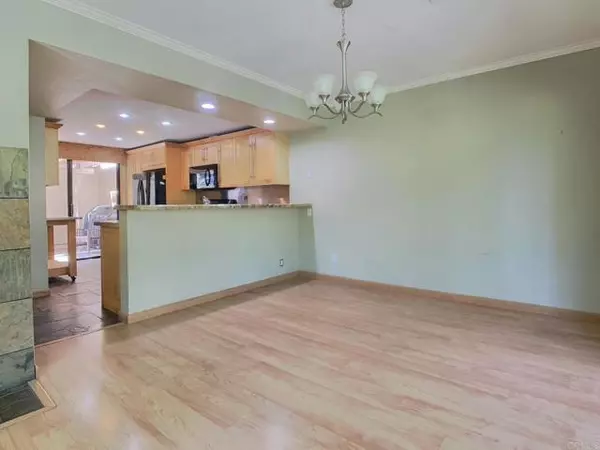 San Diego, CA 92131,10473 Crosscreek Ter