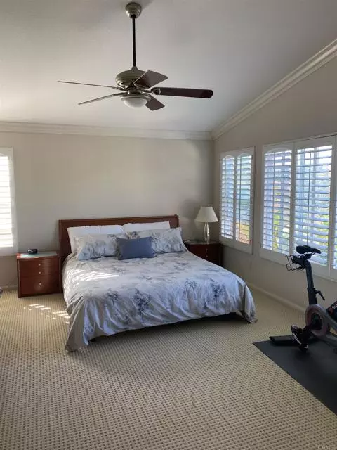 San Diego, CA 92130,10992 Clovehurst Way