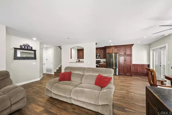 San Diego, CA 92139,2478 Manzana Way