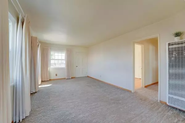 San Diego, CA 92105,5252 Pirotte Drive