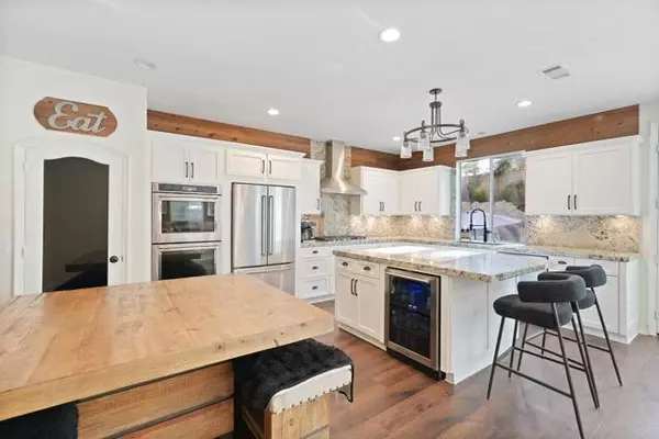 Corona, CA 92883,25351 Forest Street