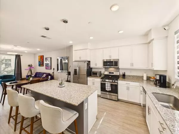 5502 Caminito Sandwaves, San Diego, CA 92154