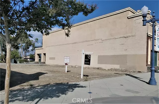 609 North Azusa Avenue, Azusa, CA 91702