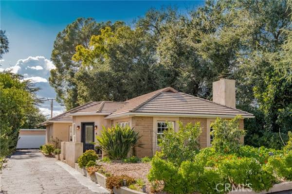 2717 Maiden Lane, Altadena, CA 91001