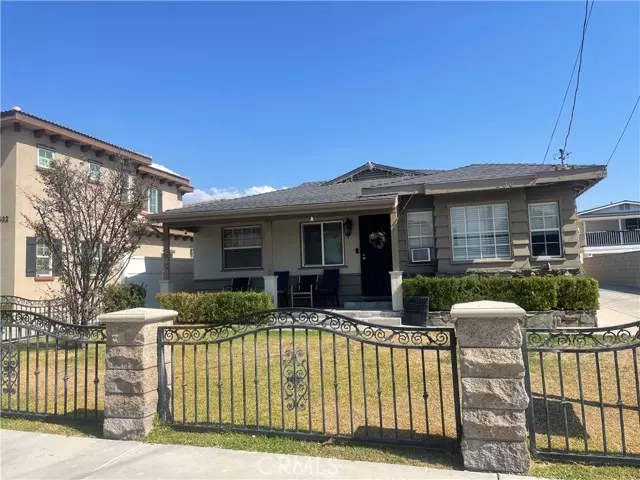 530 North Dalton Avenue, Azusa, CA 91702