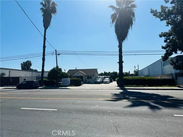 El Monte, CA 91732,2724 Durfee Avenue