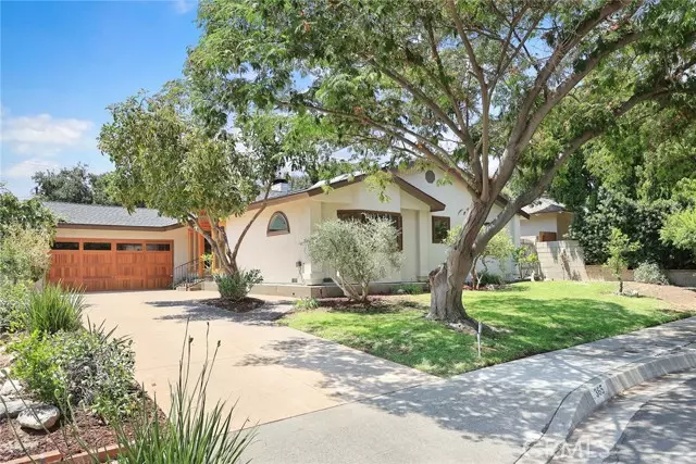 365 Oakcliff Road, Monrovia, CA 91016