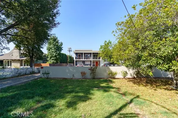 425 North Raymond Avenue, Pasadena, CA 91103