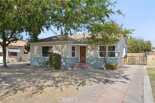 2300 1st Street, Bakersfield, CA 93304