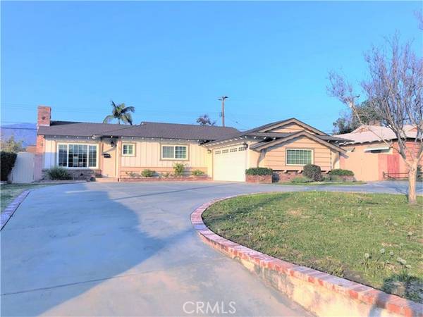 943 East Foothill Boulevard, Glendora, CA 91741