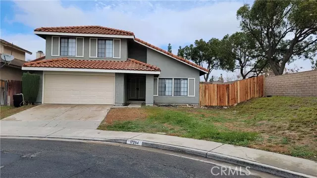 17294 Walnut Avenue, Fontana, CA 92336