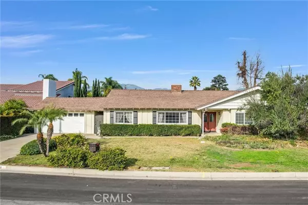 61 West Birchcroft Street, Arcadia, CA 91007