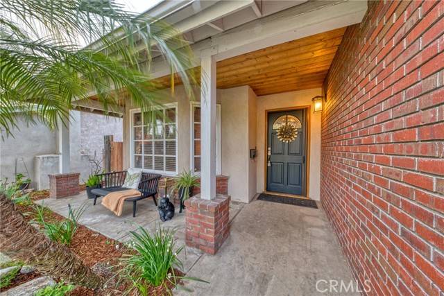 Monrovia, CA 91016,327 North Ivy Avenue