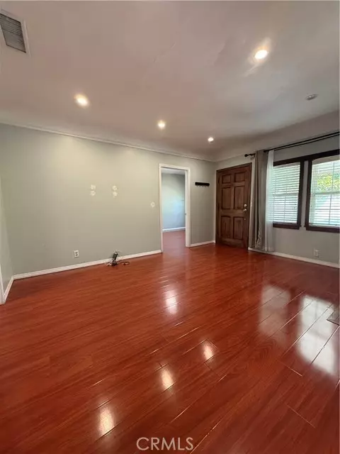 Los Angeles, CA 90042,1113 North Avenue 50