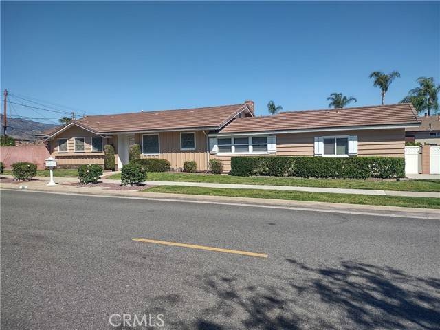 910 South 5th Avenue, Arcadia, CA 91006