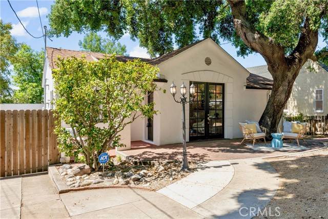 Sierra Madre, CA 91024,94 East Highland Avenue
