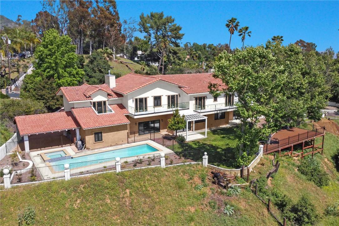 Bradbury, CA 91008,255 El Cielo Lane