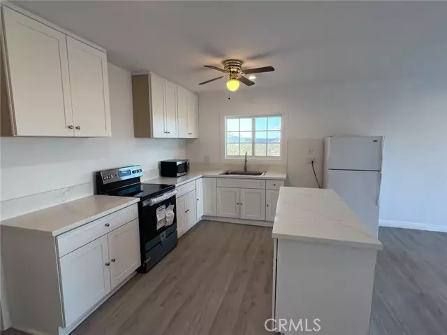Landers, CA 92285,1754 Fortuna Avenue