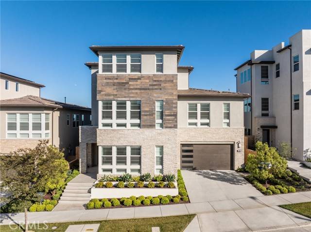 Montebello, CA 90640,185 Orchid Ct