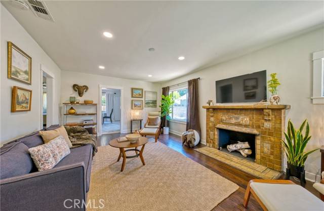 Pasadena, CA 91103,1426 Sunset Avenue