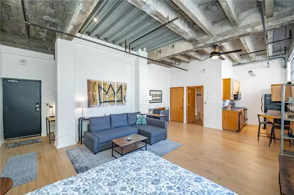 Los Angeles, CA 90013,312 West 5th Street