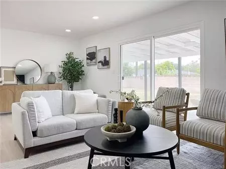 109 South San Antonio Avenue, Upland, CA 91786