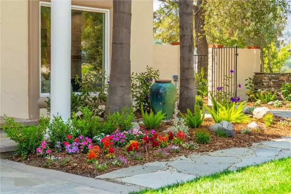 La Canada Flintridge, CA 91011,5213 Diamond Point Rd