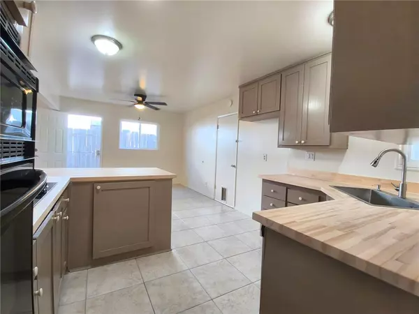 Ventura, CA 93003,1497 Lark Ave