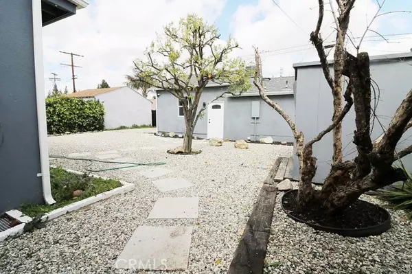 Sun Valley, CA 91352,12015 Roscoe Boulevard