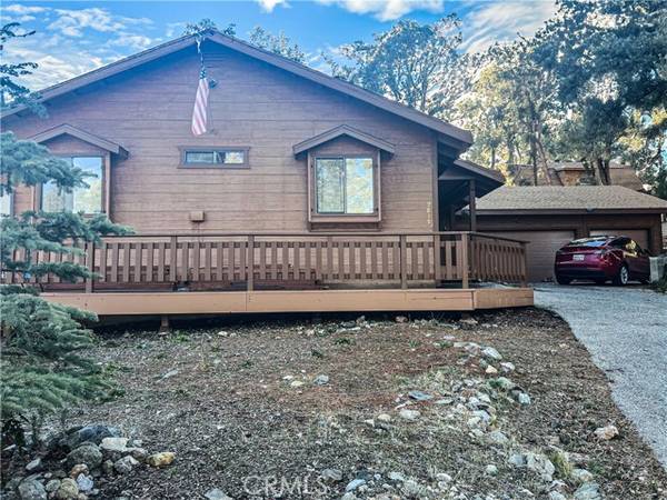 2813 Arctic Dr, Pine Mountain Club, CA 93222