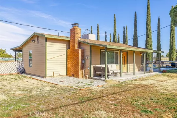 Palmdale, CA 93551,1545 West Avenue O4